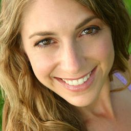 Michelle Shore - Inhabited演員 飾演The Huldre