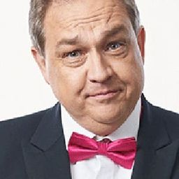 Oliver Kalkofe 飾演 Smith