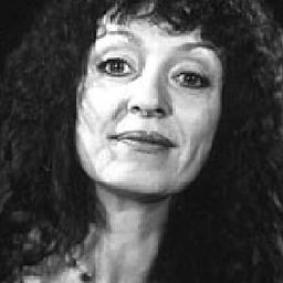 Yvette Théraulaz 飾演 Martine