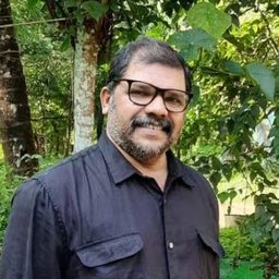 拉傑什·阿茲柯丹 飾演 Rajan