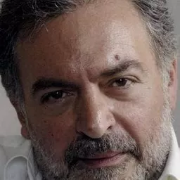 詹尼·帕里希 飾演 Massimo's Father