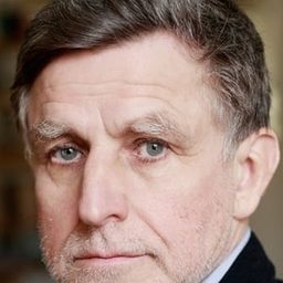 Ulrich Anschütz 飾演 