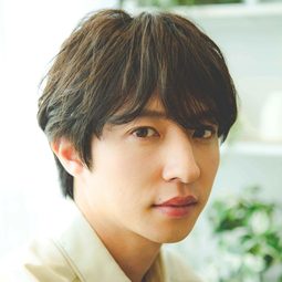 Arihiro Matsunaga 飾演 Daisuke Date