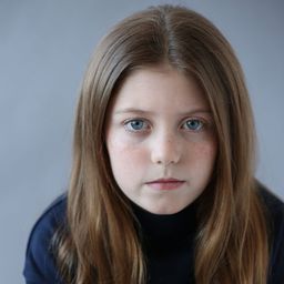 Tess Murphy 飾演 Stella