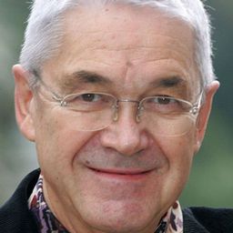 Claude Nobs 飾演 Self