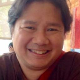 Gabe Mercado 飾演 Mr. Zarate