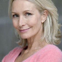 Karin Swenson 飾演 La secrétaire de Béatrice