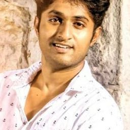 Dhyan Sreenivasan 飾演 Detective Ujjwalan