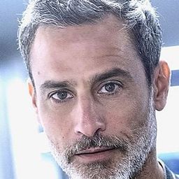 瑞茲·迪根 飾演 Silvio