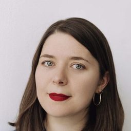 Mariia Ponomarova - 戰火下的啦啦隊導演