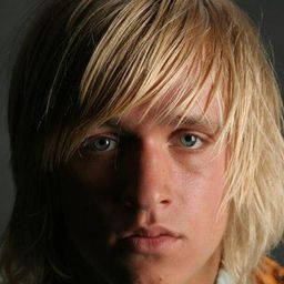 Max Van Ville 飾演 Tasty