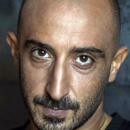 Loai Nofi - The Other Son演員 飾演Jamil