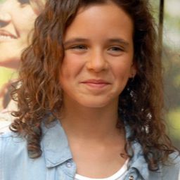 Noa Fontanals 飾演 Irene