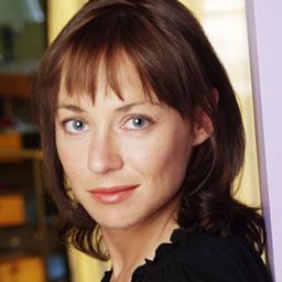 Suzi Stingl - 禁入墳場演員 飾演Norma