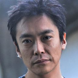 加藤虎ノ介 飾演 Kazuhiro Aoki