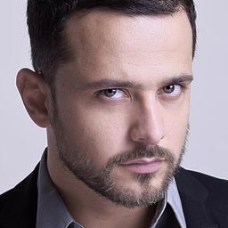 古斯塔夫·埃格爾哈夫 飾演 Ernesto