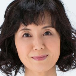 宮田早苗 飾演 Naomi Togashi