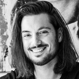 Jeroen Scholten van Aschat - 永遠的富里奇編劇