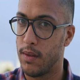 José Luis Oyola - 獵鷹上升演員 飾演Toothpick