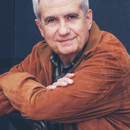 Isidoro Fernández 飾演 Antxon