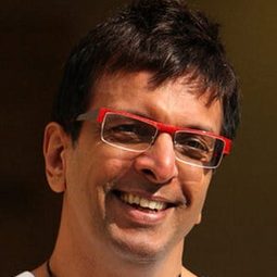 賈維德·賈弗里 飾演 Ravi Verma (as Javed Jaffery)