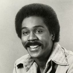 Demond Wilson - 奶奶助選演員 飾演Man in First Pew in Church (uncredited)