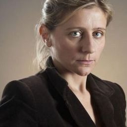 Marta Lina Comerio 飾演 Anita