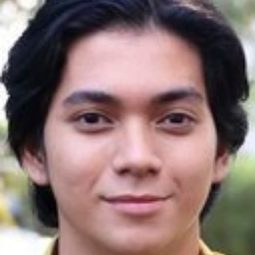 Ajil Ditto - Hamka & Siti Raham Vol. 2演員 飾演Fakhri