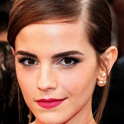 愛瑪·屈臣 - nox: The Rob Knox Story演員 飾演Self (archive footage)