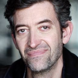 Denis Leluc 飾演 Tamazo