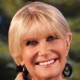 Lynne Kitei - Dan Aykroyd Unplugged On UFOs演員 飾演Self