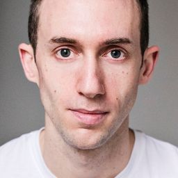 Gethin Alderman 飾演 Walther Nernst