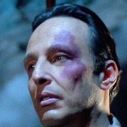 Alex Kubik 飾演 Officer Behnke