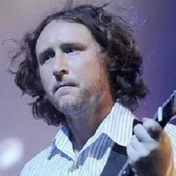 Mike Einziger 飾演 Self