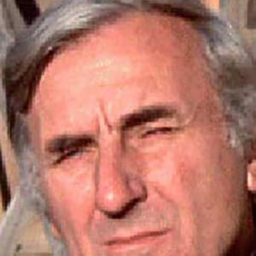 Maurice Seveno 飾演 Self