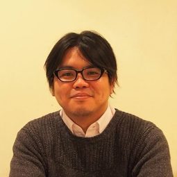 飯塚健 - 在大雪封閉的山莊裡導演