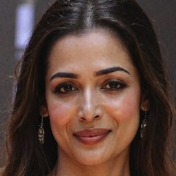 Malaika Arora Khan - 黑幫女婿演員 飾演Item Number In Song Hoth Rasiley