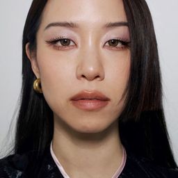 浦洛伊·霍旺 飾演 