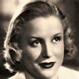 María Mercader 飾演 Presentatrice Premiazione