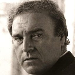 Rodolfo Ranni 飾演 Juan