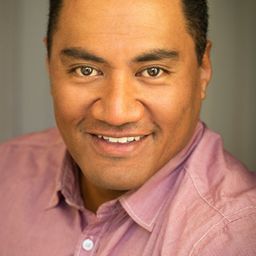 Fasitua Amosa 飾演 Sefa