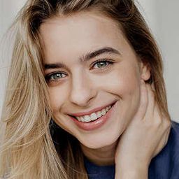 Małgorzata Kozłowska - Sophie Seeks 7演員 飾演Hrabina