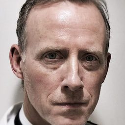 安德魯·哈維爾 - 皇上無話兒演員 飾演Robert Wood