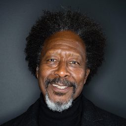 克拉克·彼得斯 飾演 Walter de Courcy