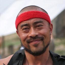 王勝利 - 危城演員 飾演Thief Zhu Eldest