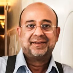 Pramod Moutho 飾演 Todar Mal