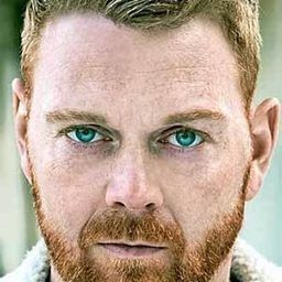 Andreas Pape 飾演 Maximus