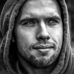 Austin Siadak 飾演 Self