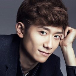 張一山 - 六年，六天演員 飾演