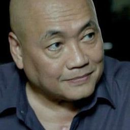 Junix Inocian 飾演 Mr. Woe